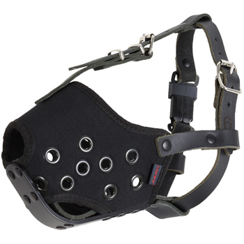German Cordura/Nylon Muzzle with Quick Release Buckle